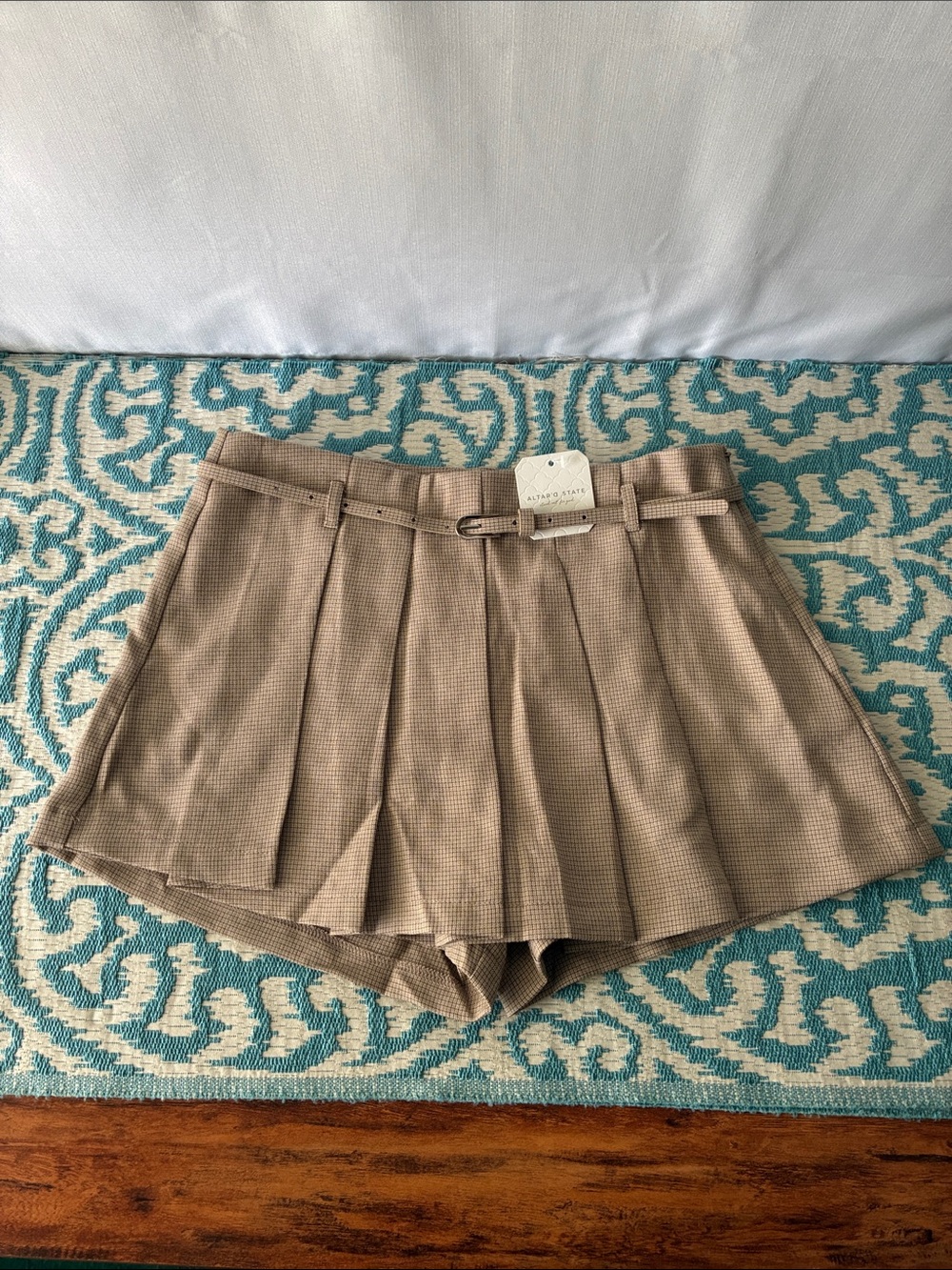 Altar'd State Taupe Pleated Skort with Slim Belt Sz Small NWT